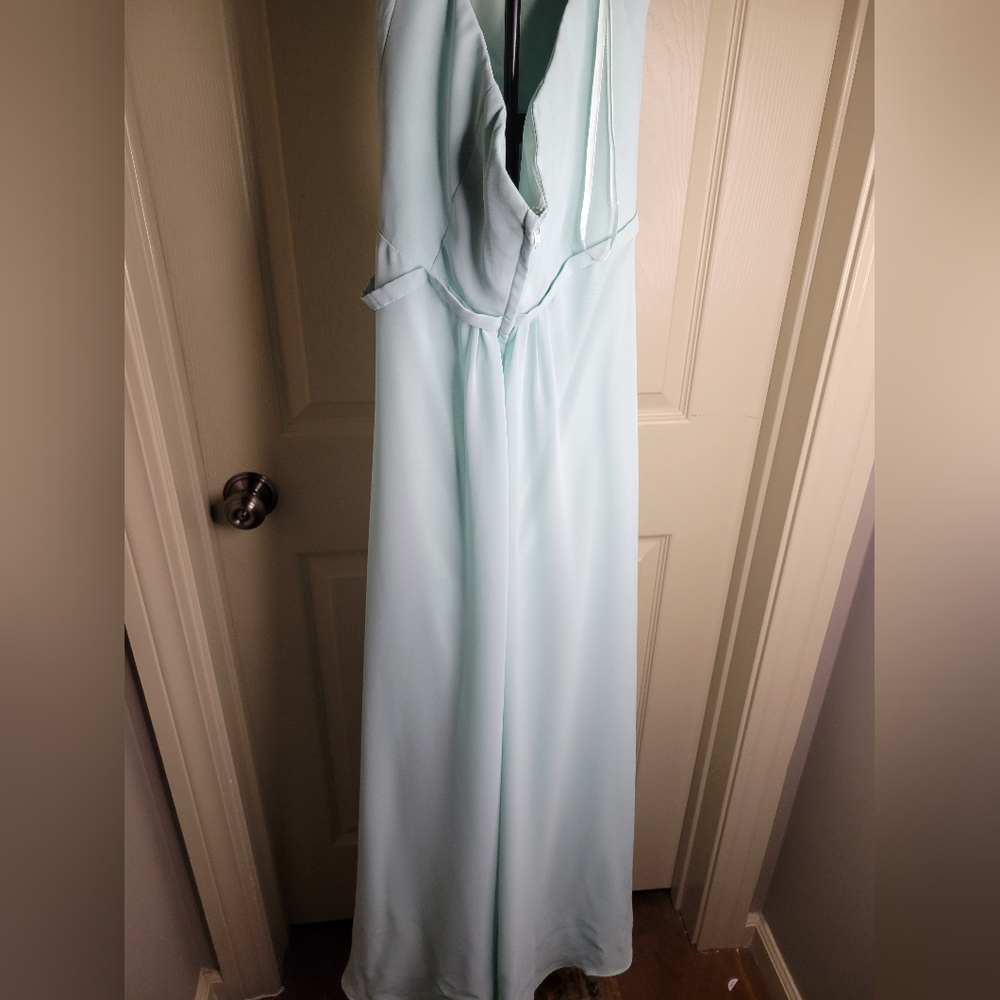 Elegant Halter Neck Light Blue Dress - Picture 3 of 9